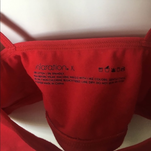 Xhilaration Red Christmas Hearts Sports Bra Top - Picture 2 of 4